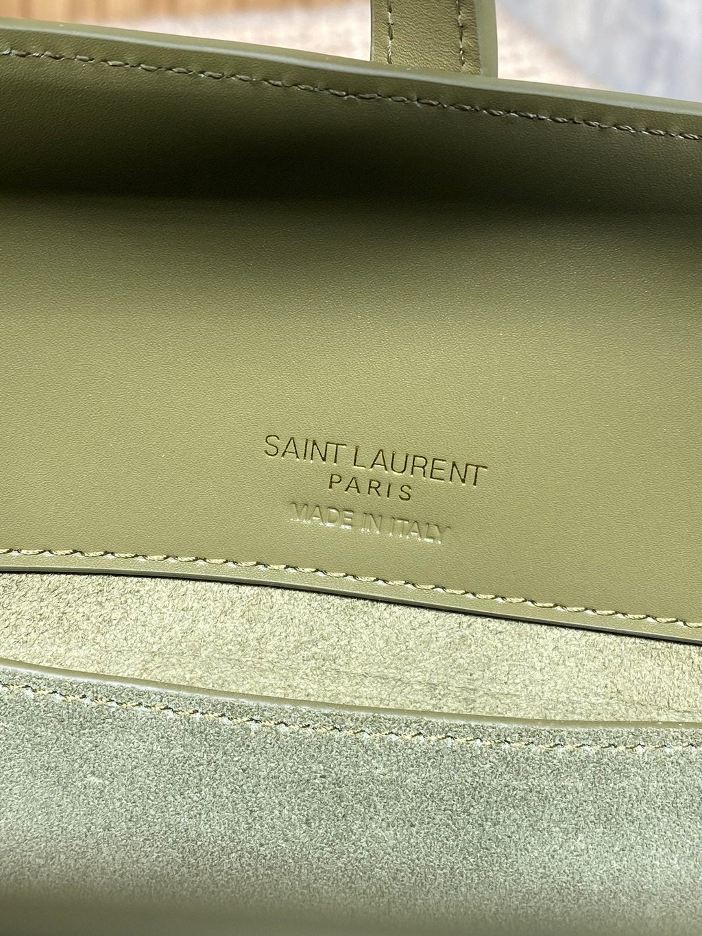 LE 37 SMALL BUCKET BAG 20 IN AVOCADO GREEN CALFSKIN GOLD HARDWARE