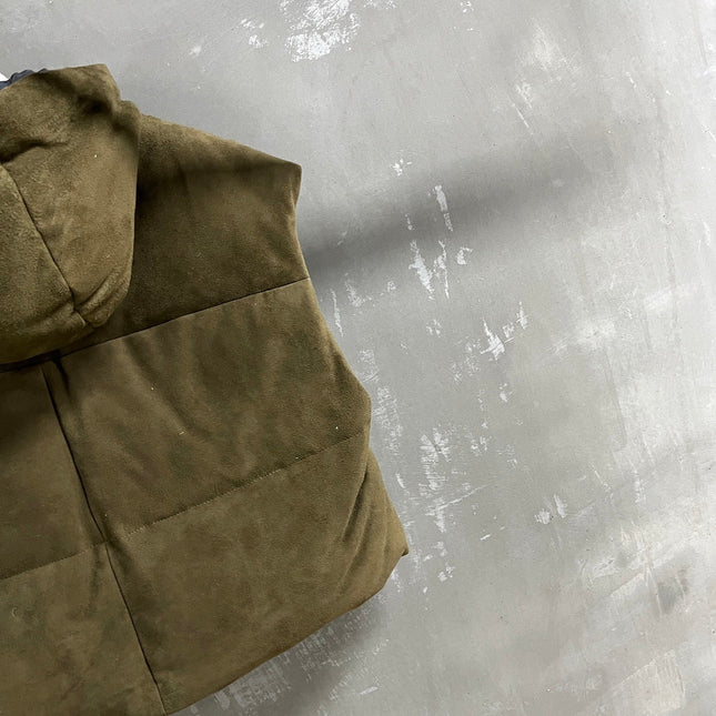 PRADA 25S SUEDE DOWN VEST 386