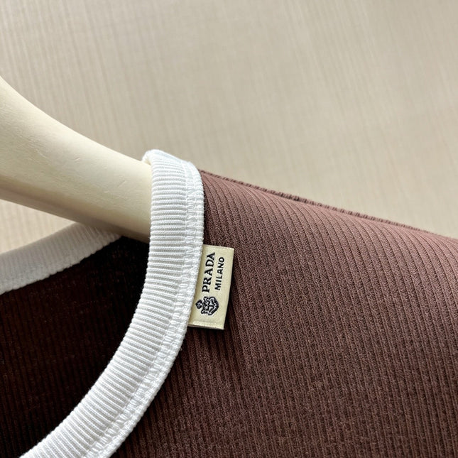 PRADA 26S SHORT-SLEEVE T-SHIRT 1049