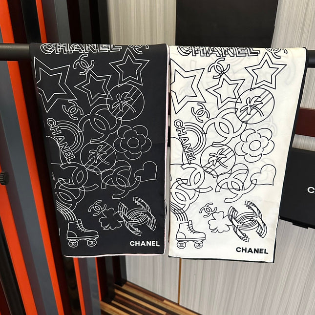 CHANEL 25S SCARF 90 IN SILK 738436