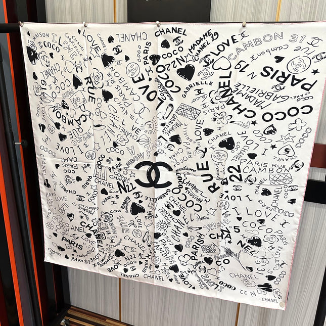 CHANEL 26S SCARF 90 IN SILK 311895