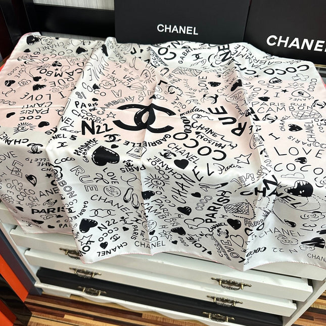 CHANEL 26S SCARF 90 IN SILK 311895