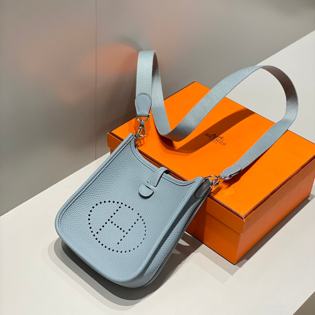 MINI NEO 18 EVELYNE BAG IN NEPAL BLUE GRAINED CALFSKIN