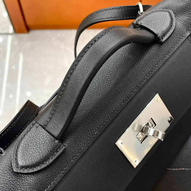 MINI 24/24 21CM IN BLACK EVERCOLOR CALFSKIN SILVER KELLY BUCKLE
