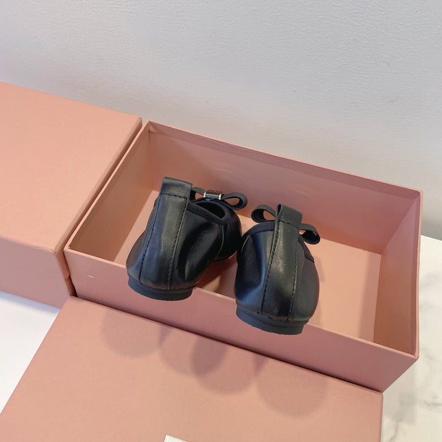 MIUMIU 26S BALLET FLATS IN BLACK CALFSKIN WITH BOW