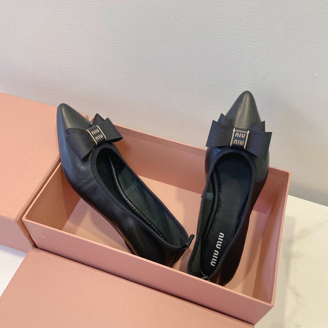 MIUMIU 26S BALLET FLATS IN BLACK CALFSKIN WITH BOW