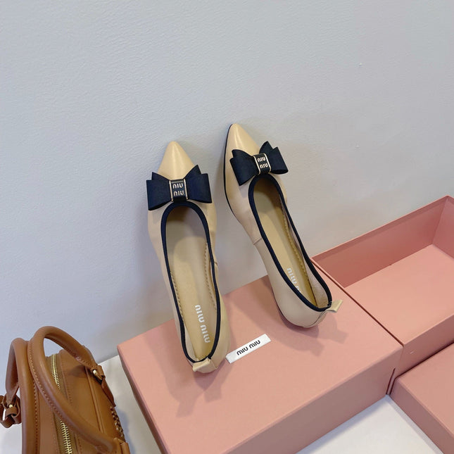 MIUMIU 26S BALLET FLATS IN BEIGE CALFSKIN WITH BOW