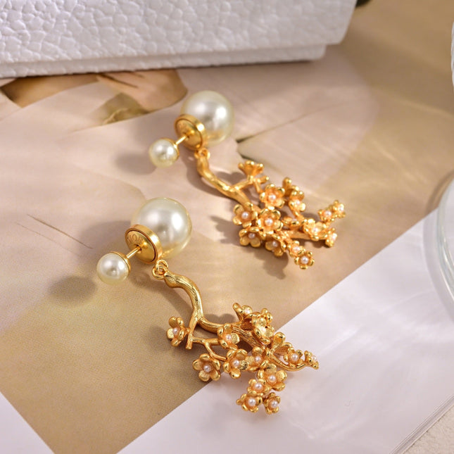 CD 26S DIOR PEARL BLOSSOM BRANCH DROP EARRINGS IN GOLD METAL