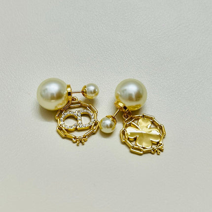 CD 26S TRIBALES CD PEARL CLOVER DROP EARRINGS IN GOLD TONE METAL 646610