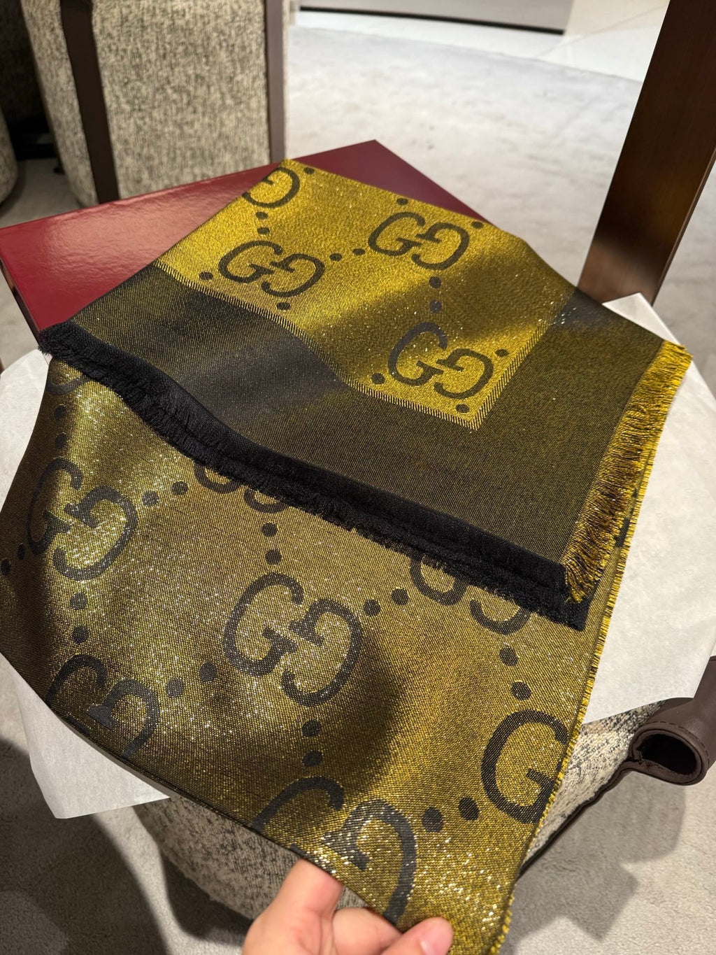 GUCCI 26S SCARF 140 IN CASHMERE AND SILK 309394