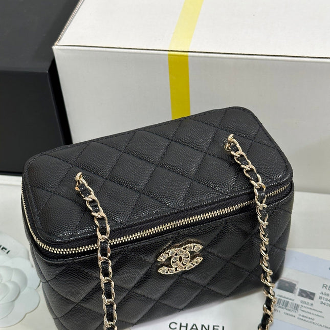 VANITY CASE 17 CRYSTAL STUDDED LOGO IN BLACK CALFSKIN GOLD HARDWARE