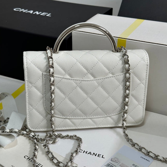 FLAP BAG WITH SILVER-TONE HANDLE 19 IN WHITE CAVIAR SKIN