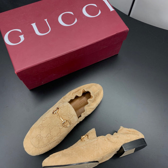 GUCCI 26S LOAFERS IN BEIGE SUEDE