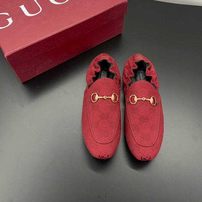 GUCCI 26S LOAFERS IN RED CANVAS