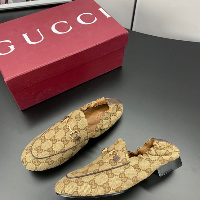 GUCCI 26S LOAFERS IN DARK BEIGE CANVAS
