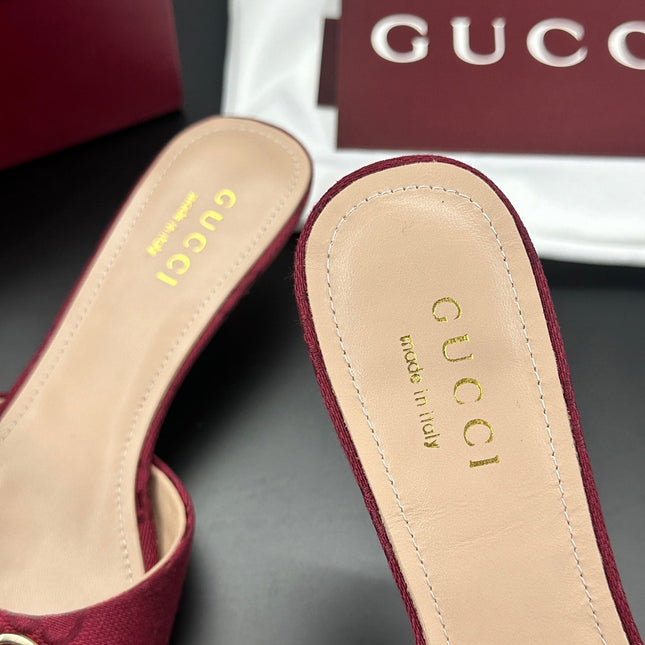 GUCCI 26S HIGH-HEELED SANDALS 50 MM IN RED CANVAS