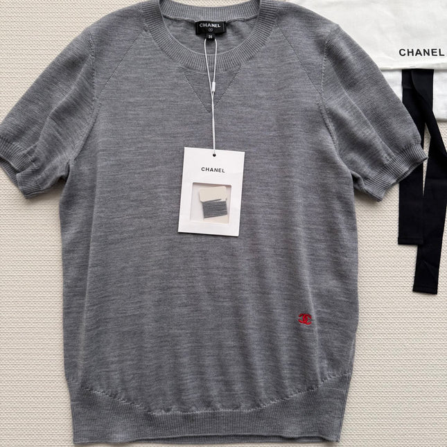 CHANEL 26S SHORT-SLEEVE KNIT TOP 917