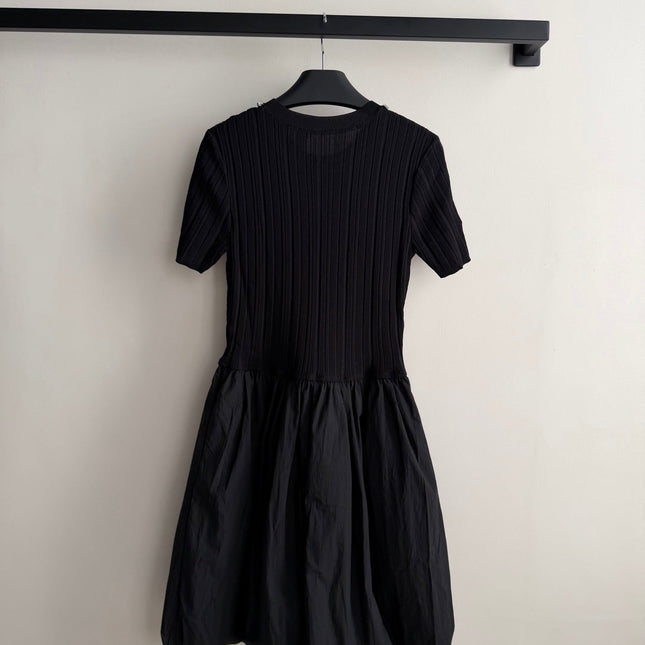 VALENTINO 26S SHORT SLEEVE KNIT DRESS 213