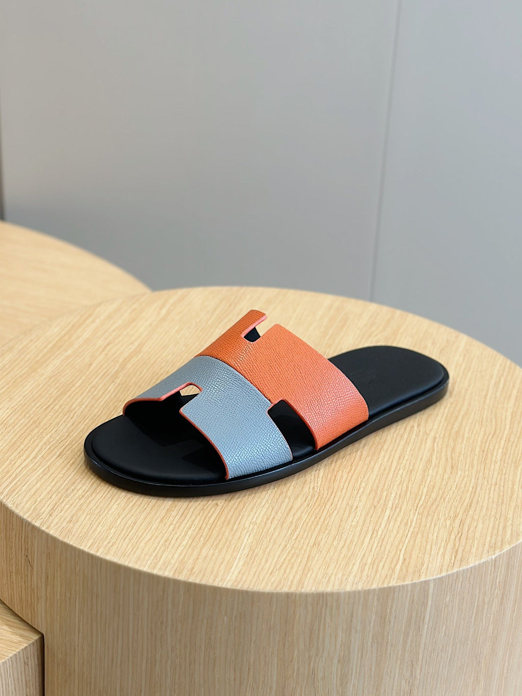 HM IZMIR SANDAL FIRE AND SKY CALFSKIN
