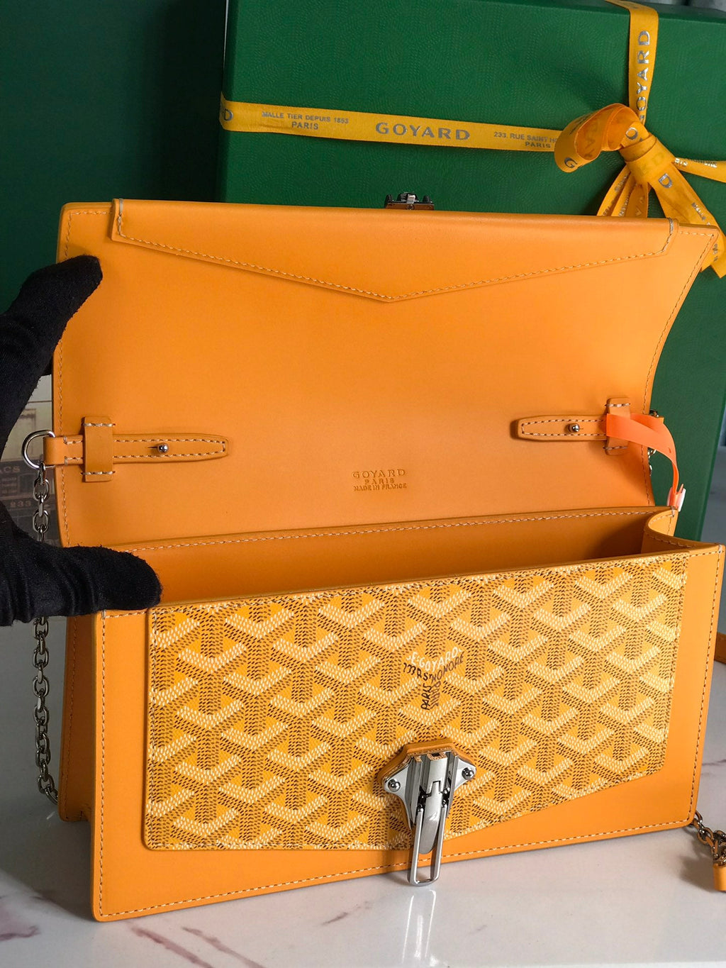 DUCHESSE MARIE-CAROLINE BAG 25 IN YELLOW GOYARDINE CANVAS AND SMOOTH CALFSKIN