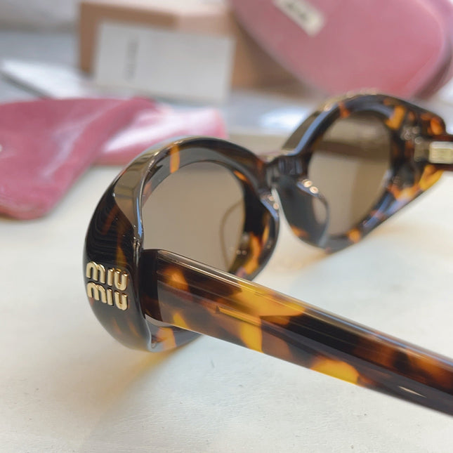 MIUMIU 26S OVAL FRAME IN ACETATE 415247