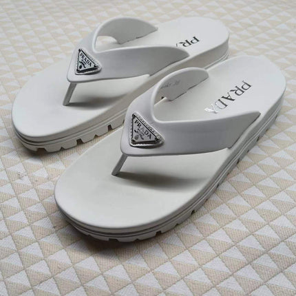 PRADA 26S FLIP FLOPS IN WHITE CALFSKIN WITH LOGO