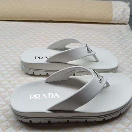 PRADA 26S FLIP FLOPS IN WHITE CALFSKIN WITH LOGO