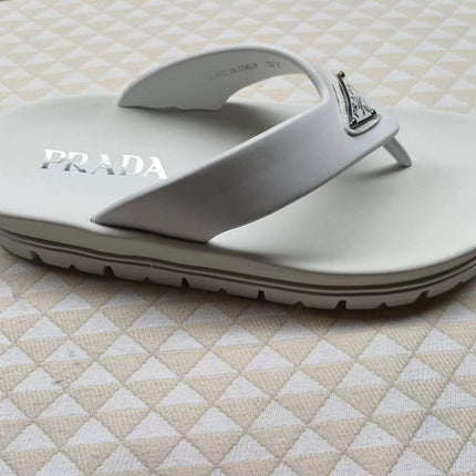 PRADA 26S FLIP FLOPS IN WHITE CALFSKIN WITH LOGO