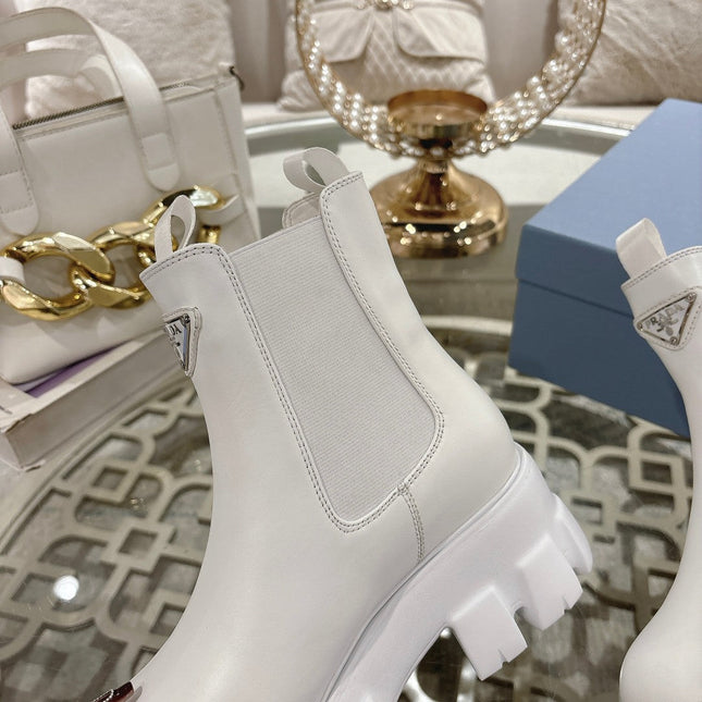 PRADA 26S MONOLITH CHELSEA BOOTS IN WHITE CALFSKIN AND FABRIC