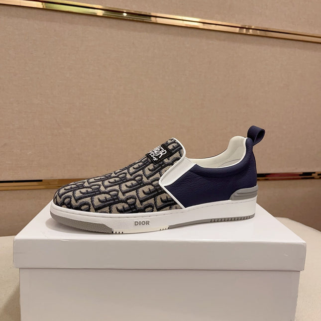 CD SOLAR SLIP-ON NAVY AND BEIGE JACQUARD