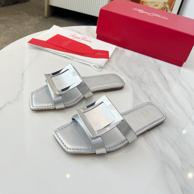 VIV' BY THE SEA MULES IN SILVER CALFSKIN SILVER BUCKLE