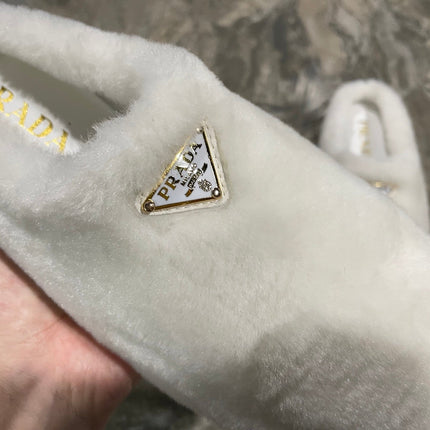 PRADA 26S SLIPPERS IN WHITE WOOL