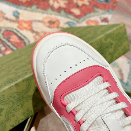 GUCCI 26S SNEAKERS IN WHITE AND PINK CALFSKIN WITH LOGO