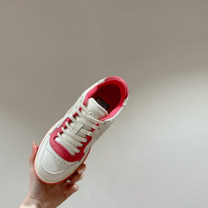 GUCCI 26S SNEAKERS IN WHITE AND PINK CALFSKIN WITH LOGO