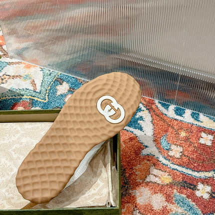GUCCI 26S SNEAKERS IN WHITE CALFSKIN WITH LOGO