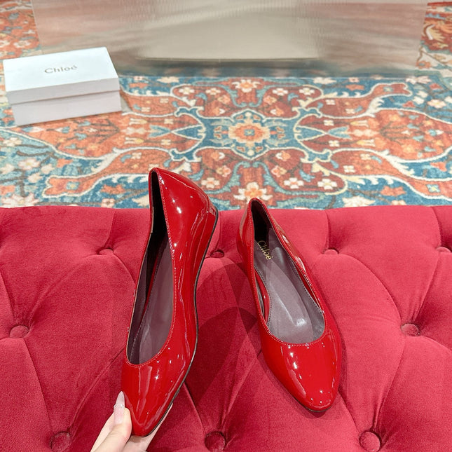 CHLOE 26S BALLET FLATS IN RED PATENT CALFSKIN