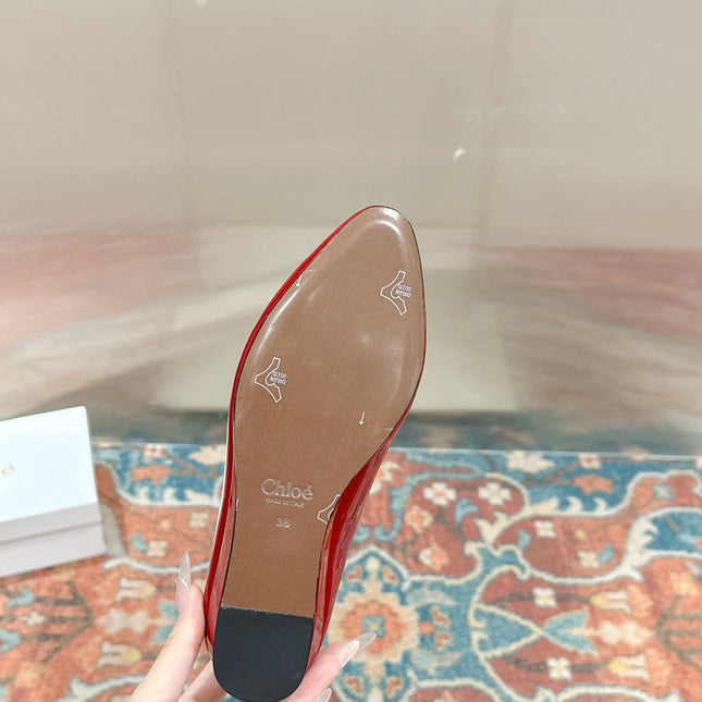 CHLOE 26S BALLET FLATS IN RED PATENT CALFSKIN