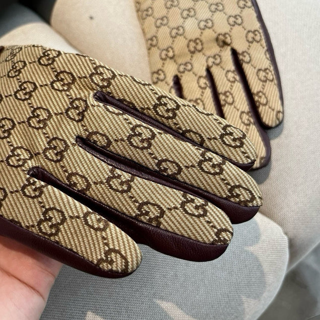 HORSEBIT GLOVES IN BEIGE MONOGRAM JACQUARD FABRIC MIX MERLOT RED SHEEPSKIN 456334
