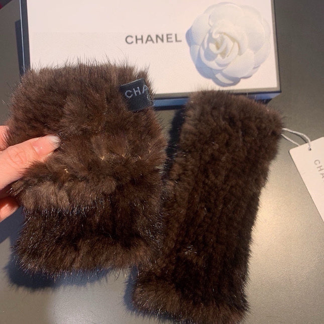 FINGERLESS GLOVES IN GINGERBREAD BROWN RABBIT FUR 462280