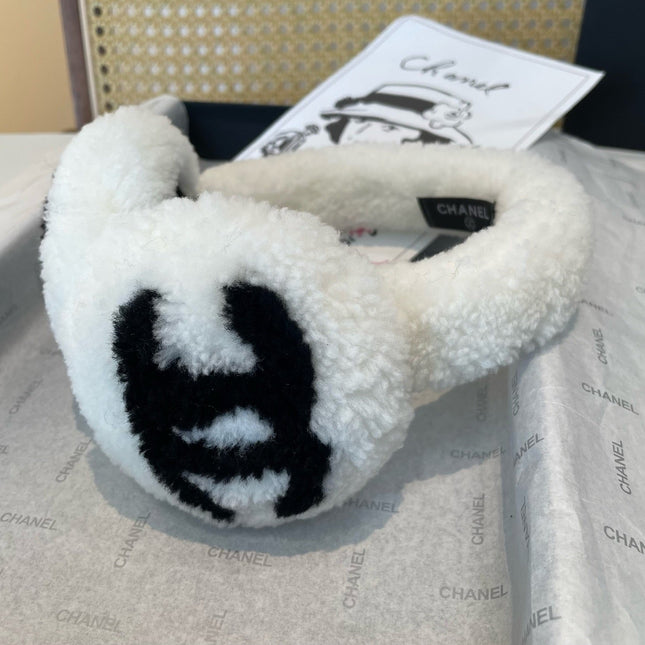 CHANEL 25S SKI EARMUFFS 844870