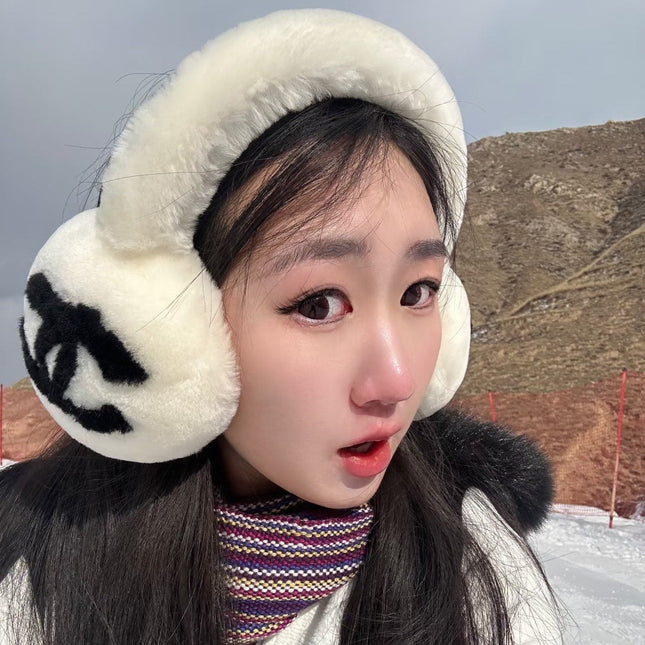 CHANEL 25S SKI EARMUFFS 928817