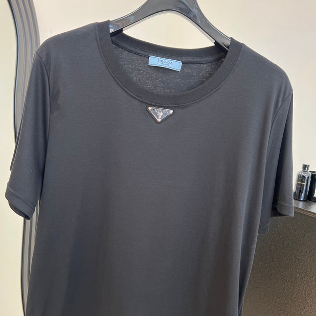 PRADA 26S SHORT SLEEVED T-SHIRT 748