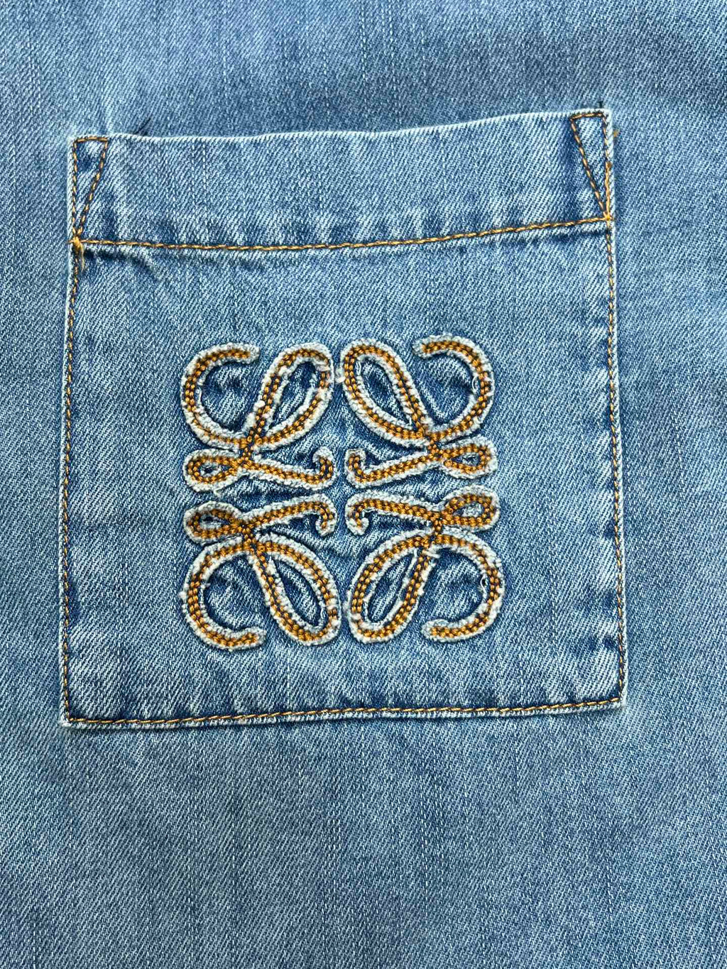 LOEWE 26S SHORT-SLEEVE DENIM SHIRT 562