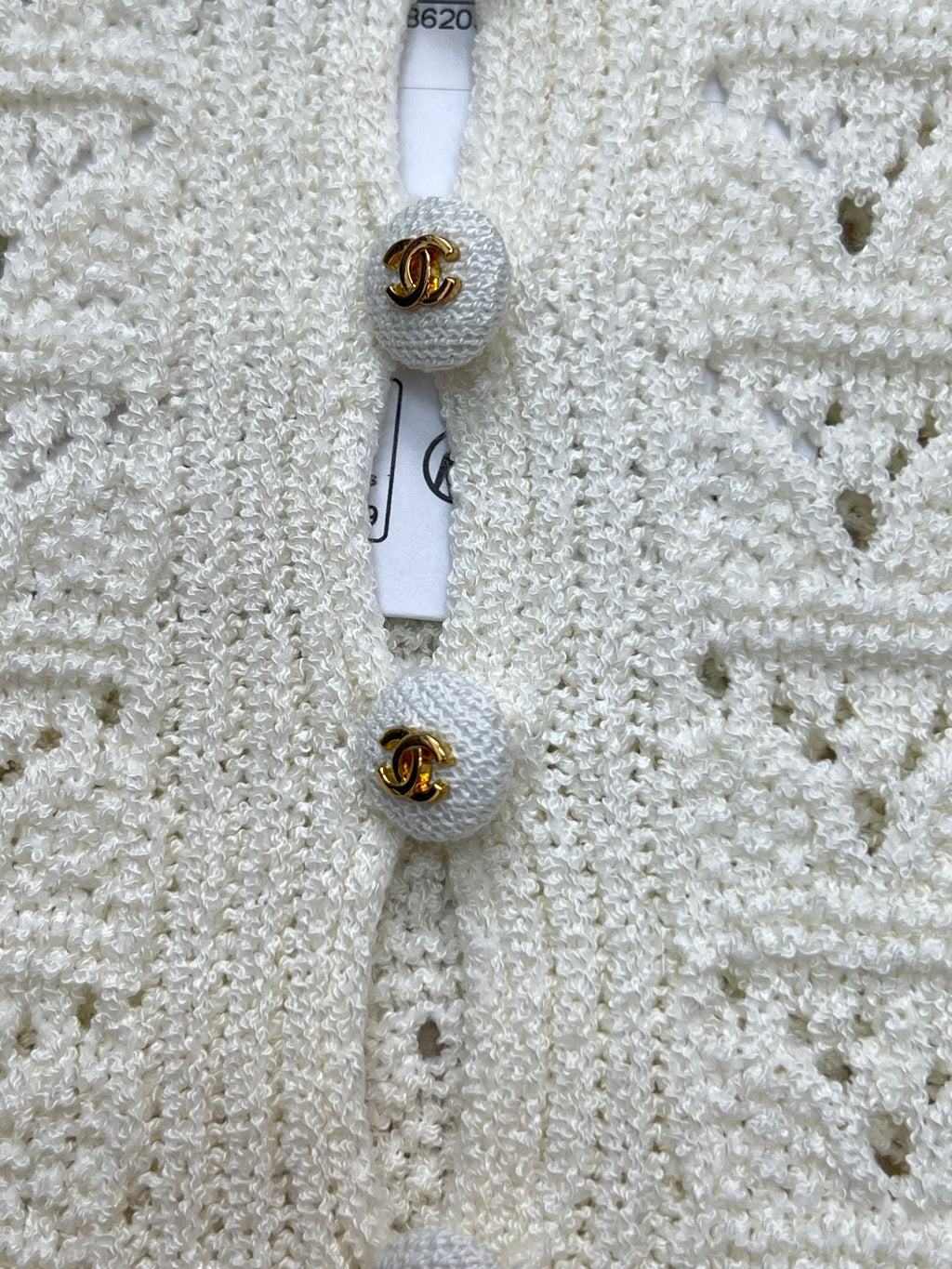 CHANEL 26S SHORT-SLEEVE KNIT CARDIGAN 1415