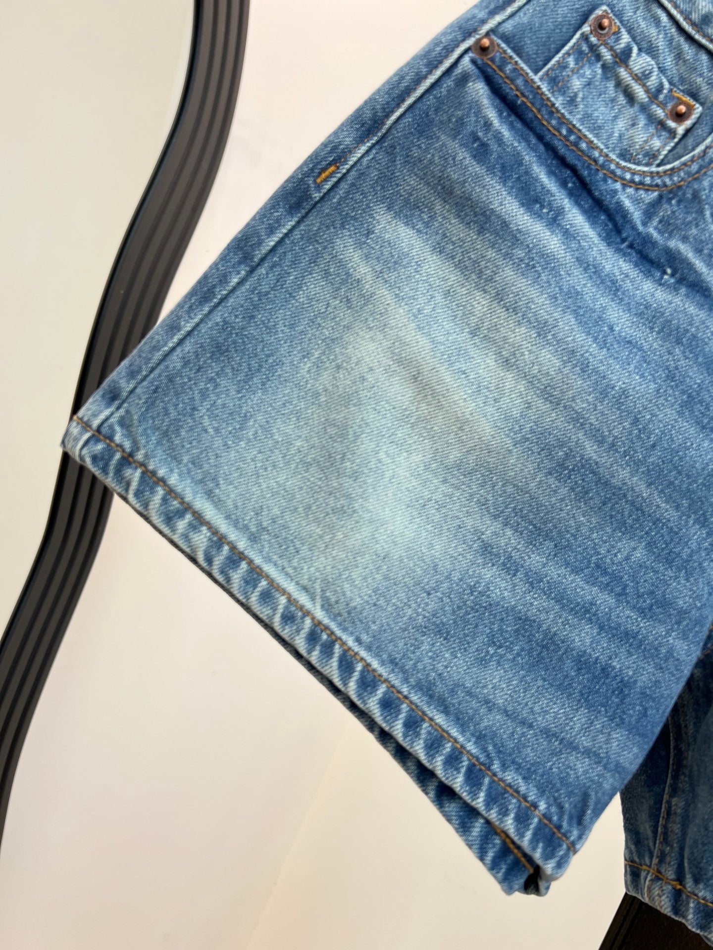 CELINE 26S DENIM SHORTS 396
