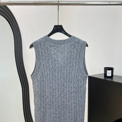 RALPH LAUREN 26S V-NECK CABLE-KNIT VEST 736