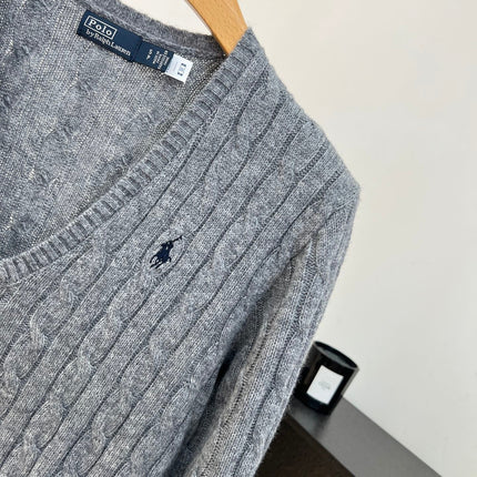 RALPH LAUREN 26S V-NECK CABLE-KNIT SWEATER 561
