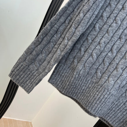 RALPH LAUREN 26S V-NECK CABLE-KNIT SWEATER 561