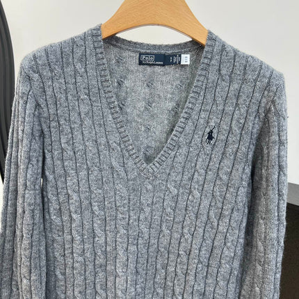 RALPH LAUREN 26S V-NECK CABLE-KNIT SWEATER 561