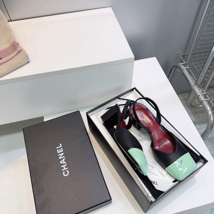 CHANEL 26S SLINGBACK 55 MM IN BLACK LAMBSKIN WITH MINT GREEN CAP TOE